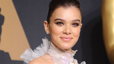 hailee steinfeld nsfw|Hailee Steinfeld Stories.